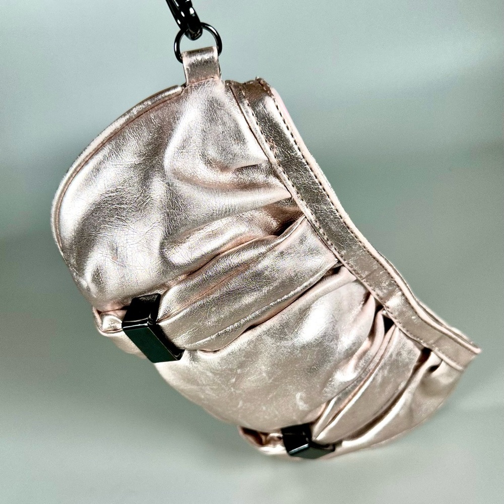 Botkier Elegant Metallic Wristlet/Clutch - Picture 6 of 13